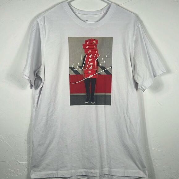 🔥🔥 NIKE Graphic Tee - Higher Quality RARE T-Shirt - Men Sz L - PERFECT - Worn - Picture 1 of 6